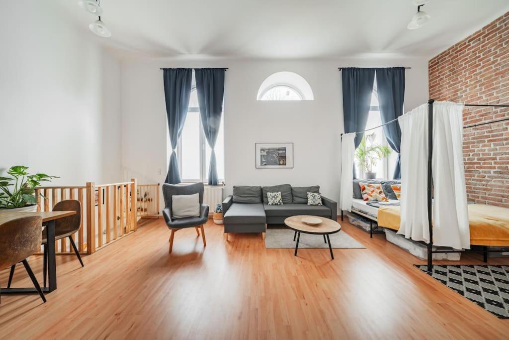117 M² Near Nussdorferstrasse Apartment Viena Exterior foto